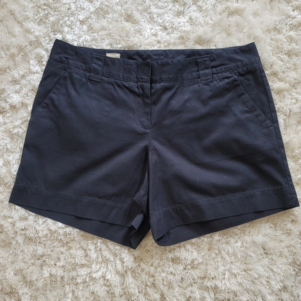 NAVY Lands End Canvas shorts. Size 10